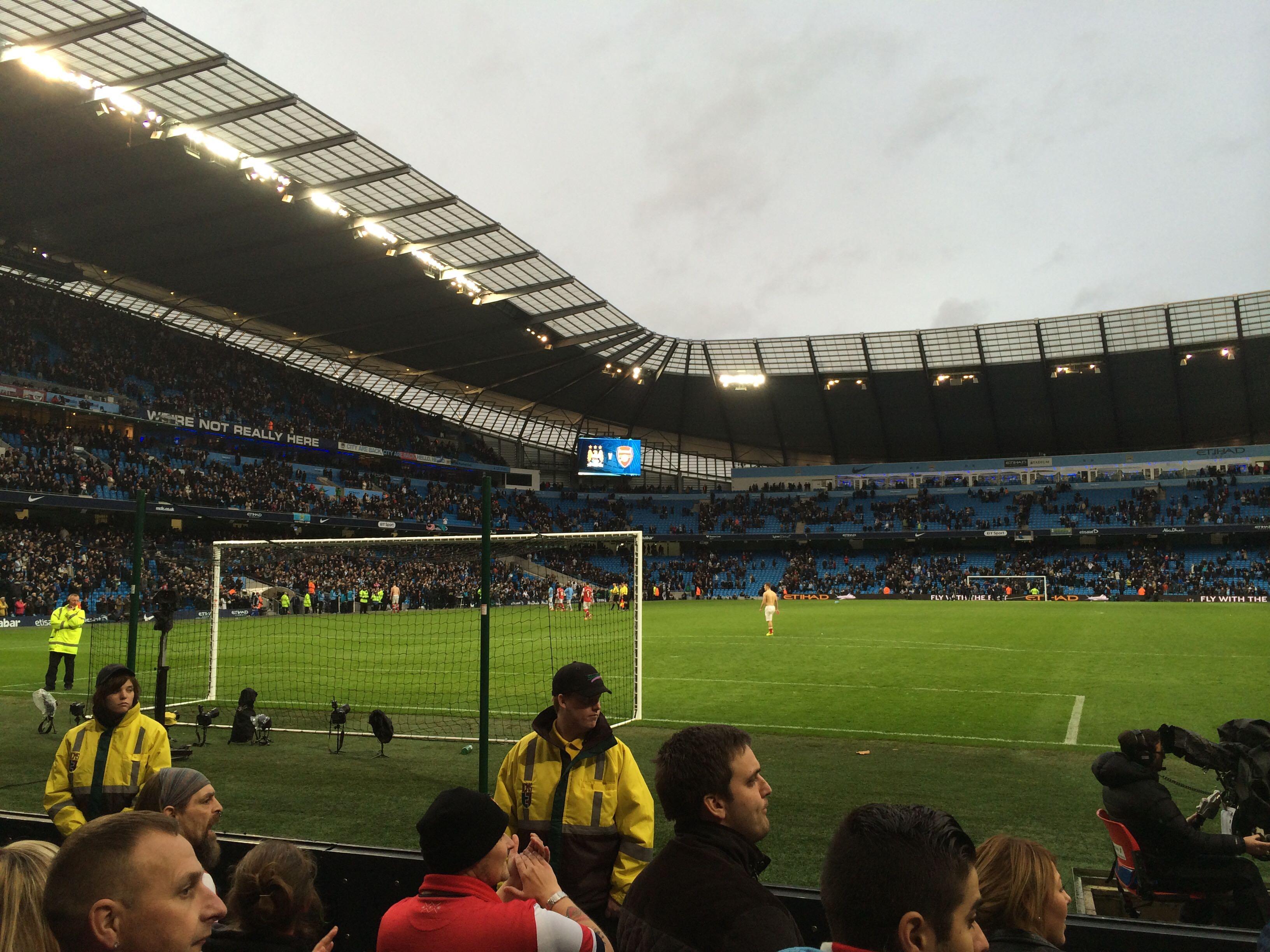 他的封盖 他的封盖